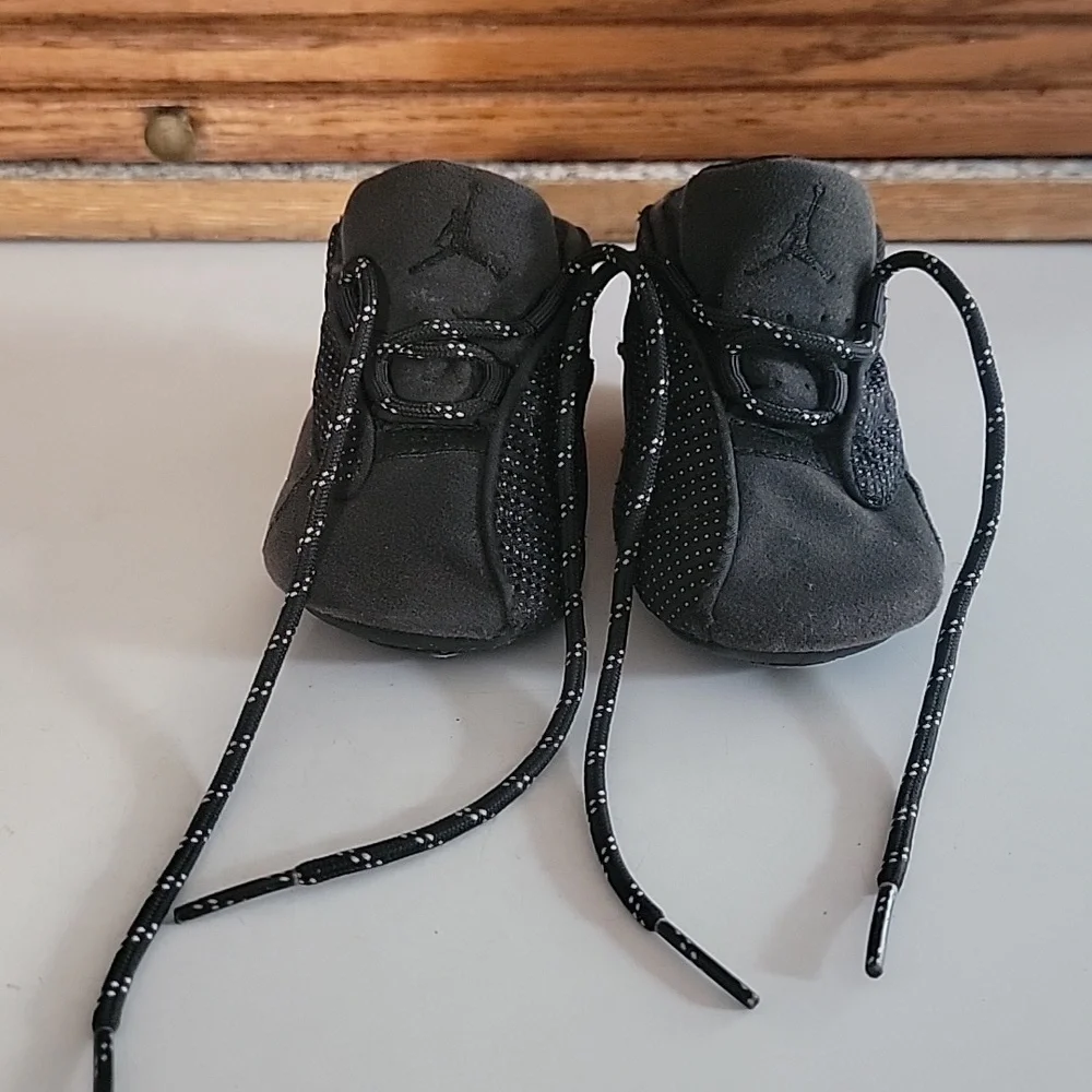 AIR JORDAN INFANT BABY SHOES BLACK SUEDE SIZE 3 ATHLETIC
